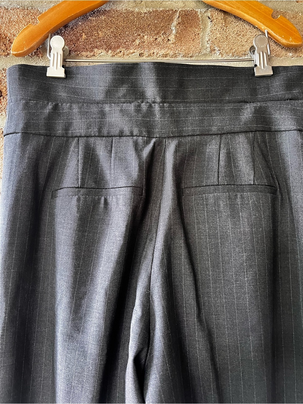 Babaton Aritzia Wool Pinstripe Wide Leg Trouser Pants High Waist Size 8 - Picture 7 of 13
